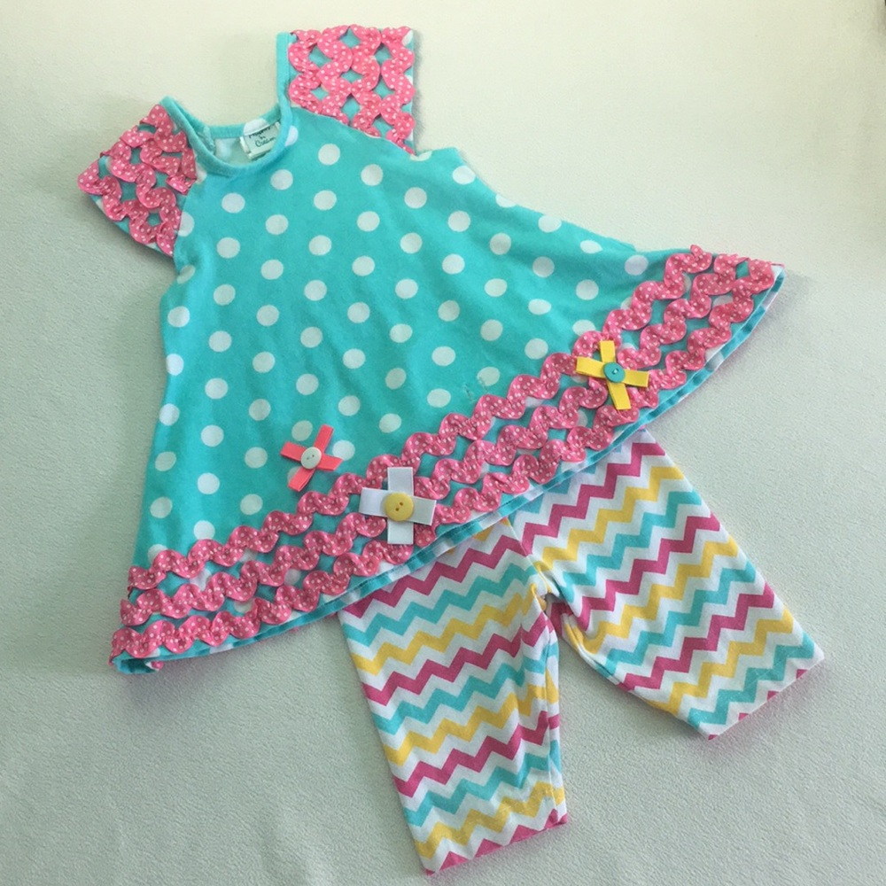 Fun Polka Dot and Ribbons Ensemble by Peaches ‘n Cream